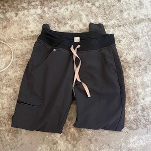 Figs Zamora charcoal